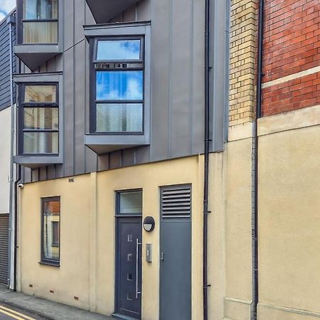 Chic & Modern Apartment - Bedminster Parade بريستول المظهر الخارجي الصورة